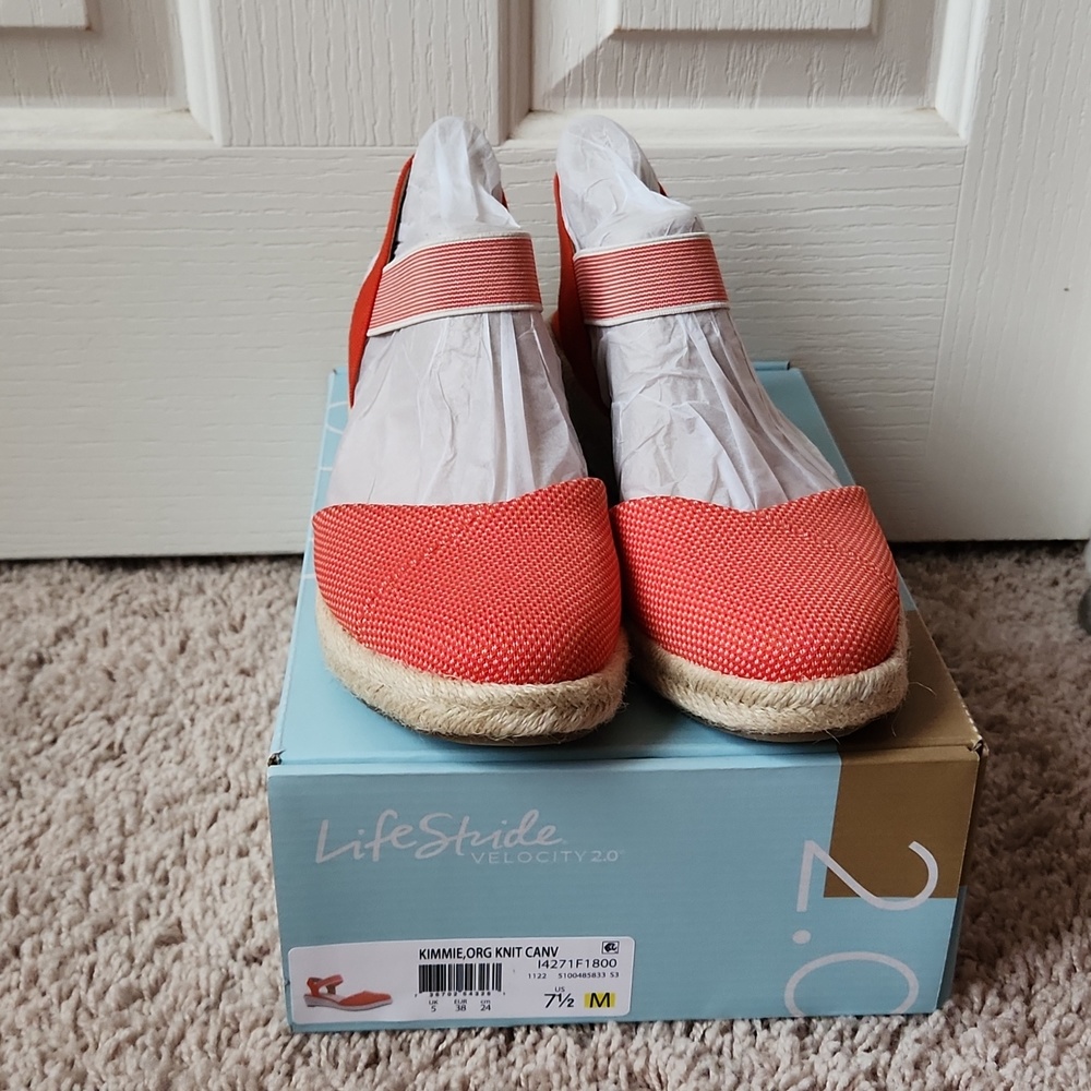 Sandals - Picture 6 of 6